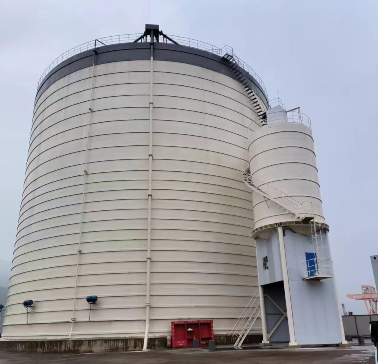 喀左10万吨水泥钢板库